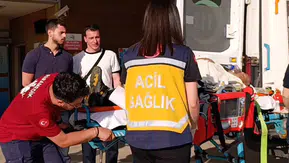 İnegöl'de bahçede kiraz toplarken dört metre yüksekten yere çakıldı