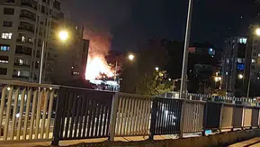 Bayraklı’da otluk alanda yükselen alevler paniğe neden oldu?