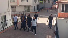 Gaziantep'te dehşet anları Hamile eşini ve çocuklarını sokak ortasında dövdü