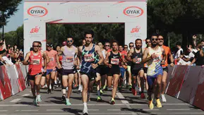 OYAK 65 yaşında İstanbul sahilinde binlerce kişiyle koştu