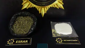 Malatya polisi sokak satıcılarını kıskıvrak yakaladı