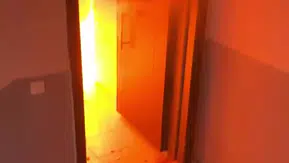Antalya'da apartman yangını İki kişi pencerelerden kurtarıldı
