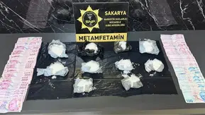 Sakarya narkotik ekipleri otoyolda uyuşturucu sevkiyatını durdurdu
