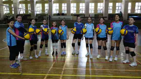Trabzonlu minik voleybolculardan milli takıma gol sevinçli destek