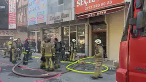 İSTOÇ'taki kırtasiye deposunda yangın paniği yaşandı