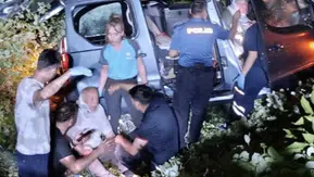 Samsun’da 40 metrelik uçuruma yuvarlanan araçtan iki kişi sağ çıktı