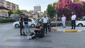 Efeler’de akşam trafiğinde motosiklet kazası