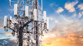 İspanya'da elektrik kesilse bile telefonunuz çekmeye devam edecek