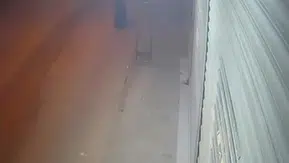 Adana'da çarşaflı saldırgan iş yerini kurşun yağmuruna tuttu