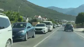 Kuşadası Milli Parkı yolunda dönüş trafiği kilitlendi