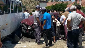 Bozdoğan’da işçi servisi kaza yaptı