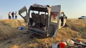 Suruç yolunda tarım işçilerini taşıyan minibüs devrildi