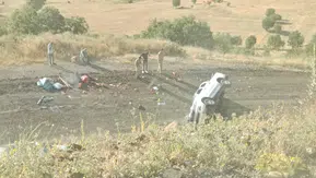 Elazığ’da kamyonet yoldan çıktı 4 kişi yaralandı