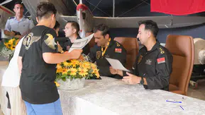 Gökyüzünün kahramanları Yeşilköy'de: Geleceğin pilotları SOLOTÜRK ile buluştu