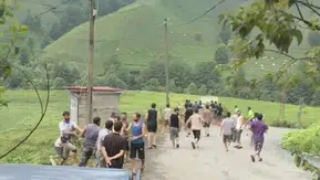 Rize’de çay alım yerinde sıra kavgası çıktı