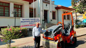 Sultanhisar belediye hizmetleri için yeni iş makinesi aldı