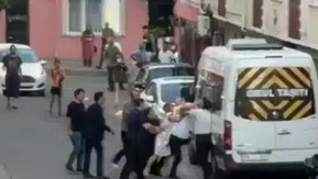 Çorlu'da komşu kavgası Keserli saldırı kamerada