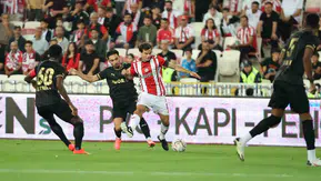 Sivasspor ve Manisa FK gol düellosunda puanları paylaştı