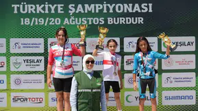 Akhisarlı pedallar Burdur’da Türkiye şampiyonluğunu getirdi