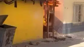 Bursa'da ev yangınına mahalleli müdahalesi