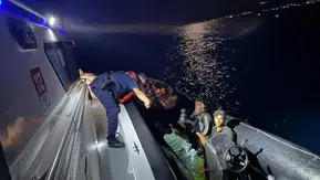 Çanakkale açıklarında göçmen hareketliliği engellendi