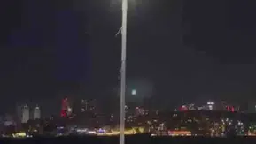 Üsküdar sahilinde beklenmedik misafir: Polis dronu havadan müdahale etti