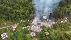 Kastamonu'da bir kıvılcım felakete dönüştü: 10 ev alevlere teslim oldu