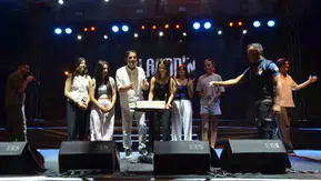 Selendi'de coşkulu final: Başkan Daban sahnede beklemediği bir an yaşadı