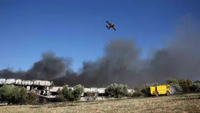 Atina semalarında büyük trajedi: Gösteri uçuşu yapan F-4 Phantom yere çakıldı