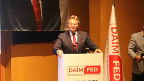 Antalya'nın yapı stoğu alarm veriyor: Eski Bakan Tüzmen'den kentsel dönüşüm uyarısı