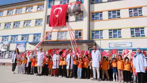 Karaman'da sınıflar kardeşlik mesajlarıyla doldu: Yeni dönem coşkuyla başladı