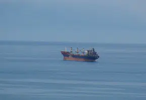 Karadeniz'in ortasında dehşet: Dron saldırısı sonrası sürüklenen gemide kayıp mühendis bilmecesi