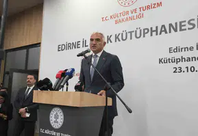 Edirne’nin kalbinde devasa bilgi üssü: 8 bin 812 metrekarelik dev kütüphane kapılarını açtı