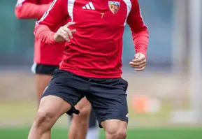 Zirvenin sahibi Kayserispor'da şampiyonluk mesaisi hız kesmiyor