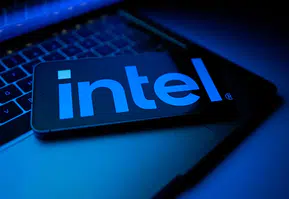 Intel devasa yatırım için 15 milyar dolarlık hisse satıyor