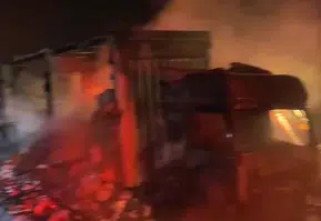 Anadolu Otoyolu'nda korku dolu anlar: Seyir halindeki TIR küle döndü