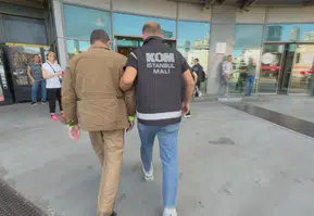 Emre Alkin'in gözaltı sürecinden ilk görüntüler: Sağlık kontrolüne getirildiği anlar kaydedildi