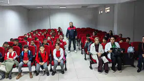 Geleceğin tüketicileri Palu'da yetişiyor: Sofradaki emeğin değeri anlatıldı