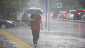 Meteoroloji’den kritik uyarı: Şemsiyeleri hazırlayın, bahar yağmurları geri dönüyor
