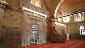 Niğde’nin 700 yıllık taş işçiliği yeniden hayat buldu