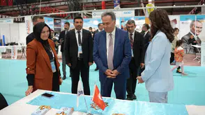 Malatya’da öğrenciler ve sektör temsilcileri kariyer fuarında buluştu