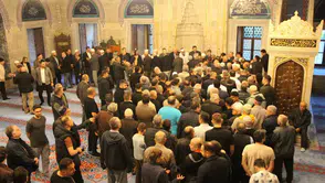 Amasya güne Sultan Bayezid Camii'nde bayram coşkusuyla başladı