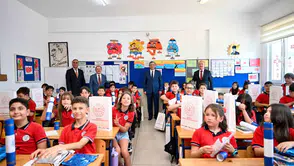 Antalya'da karne günü 484 bin öğrenci tatile çıktı