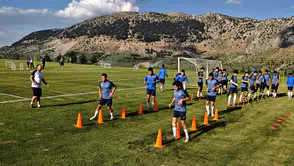 Davraz Dağı yeniden uluslararası futbol takımlarının gözdesi oldu