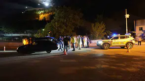 Gümüşhane'de alkollü sürücü jandarma aracıyla çarpıştı