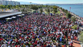 İzmir milli maç için dev ekranlara kilitleniyor