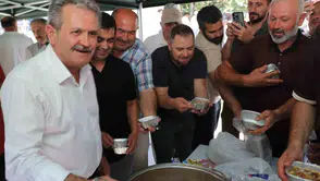 Cumayeri aşure geleneğiyle bir araya geldi