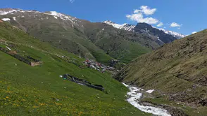 Kaçkar Dağları’nda aynı anda iki mevsim yaşanıyor