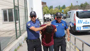 Adana'da dolmuş sürücüsü uyuyunca 7 kişi yaralandı