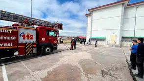 Bayburt Cezaevi'nde gerçeği aratmayan yangın provası